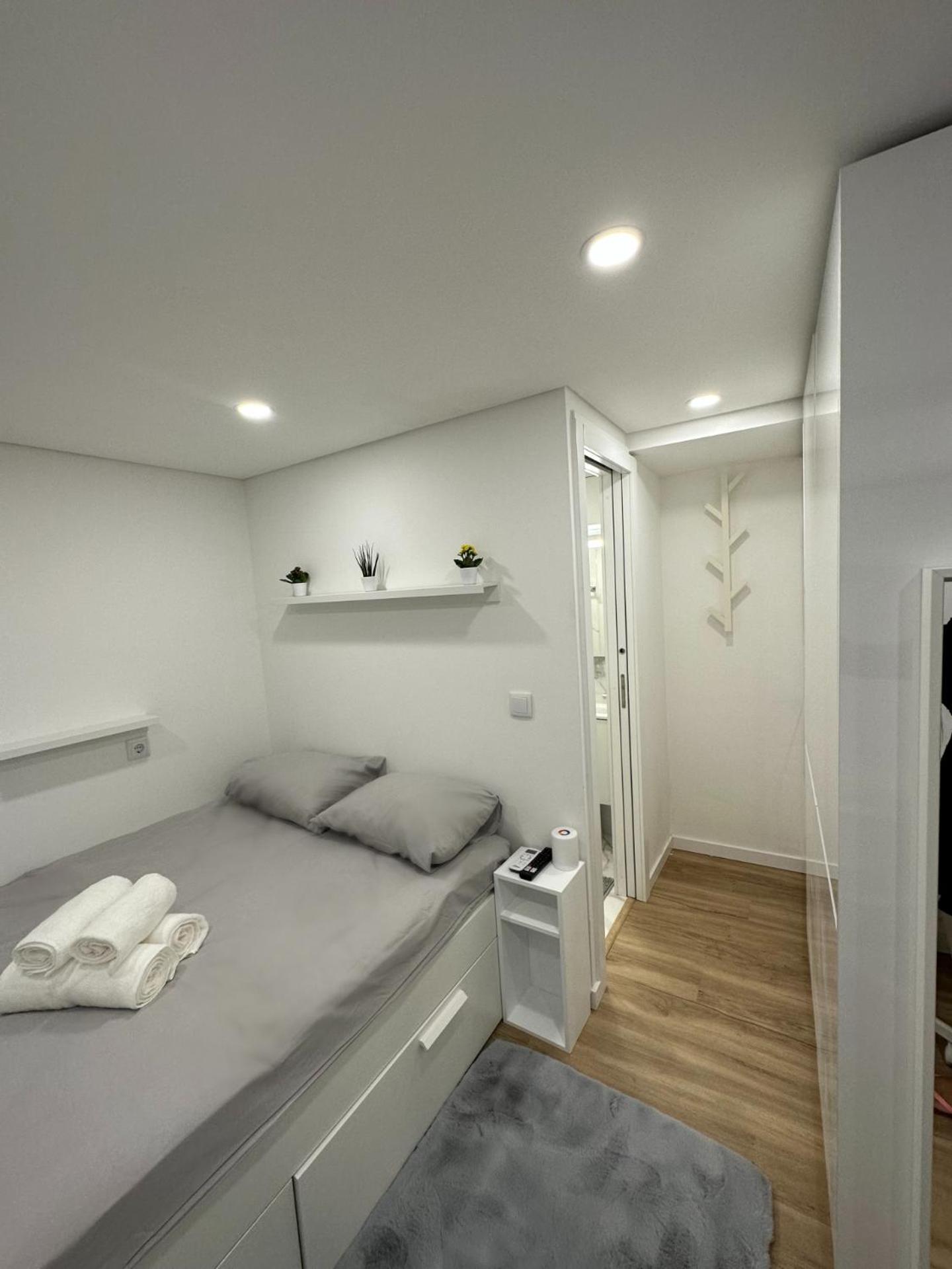 Estudio Novo - Fantastico T0 Porto Bagian luar foto