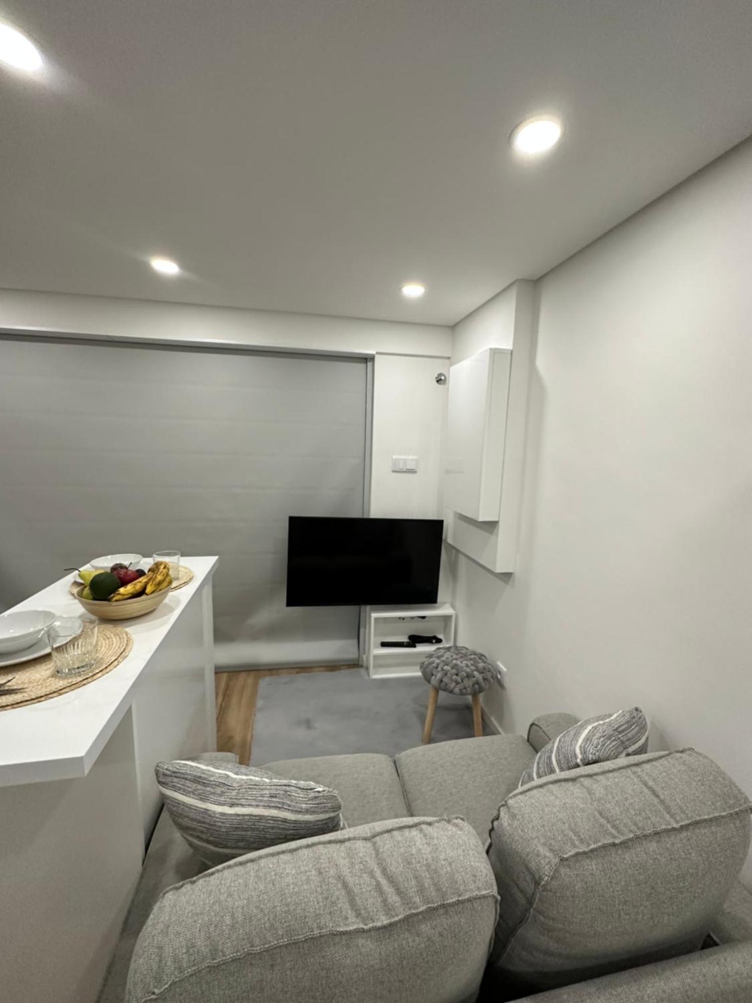 Estudio Novo - Fantastico T0 Porto Bagian luar foto